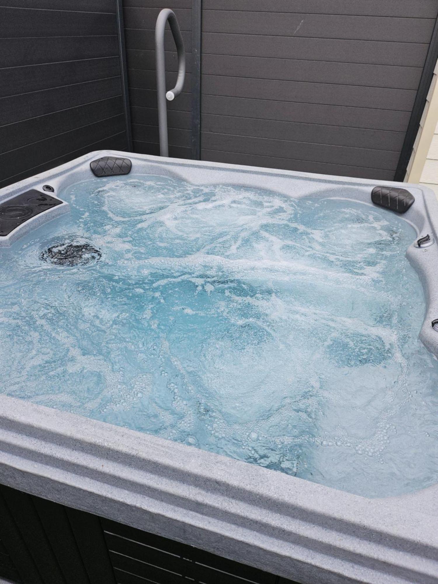 Hebergement Privee Jaccuzzi En Supplement Saint-Clair-du-Rhone Екстер'єр фото