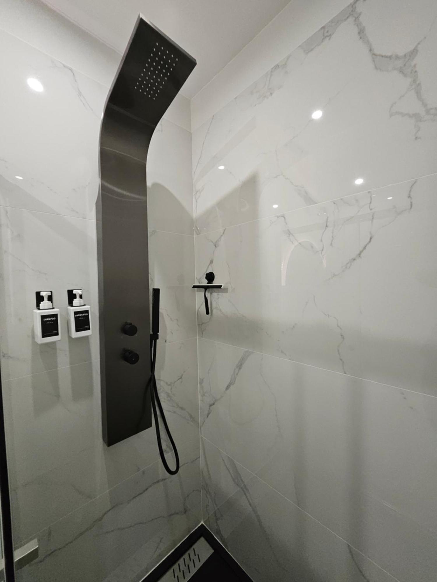 Hebergement Privee Jaccuzzi En Supplement Saint-Clair-du-Rhone Екстер'єр фото